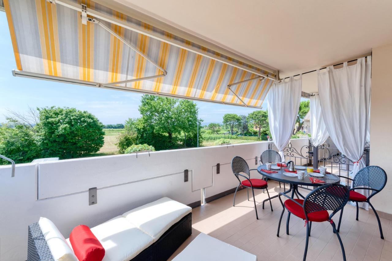 Wolf House - Sirmione Holiday Exteriör bild