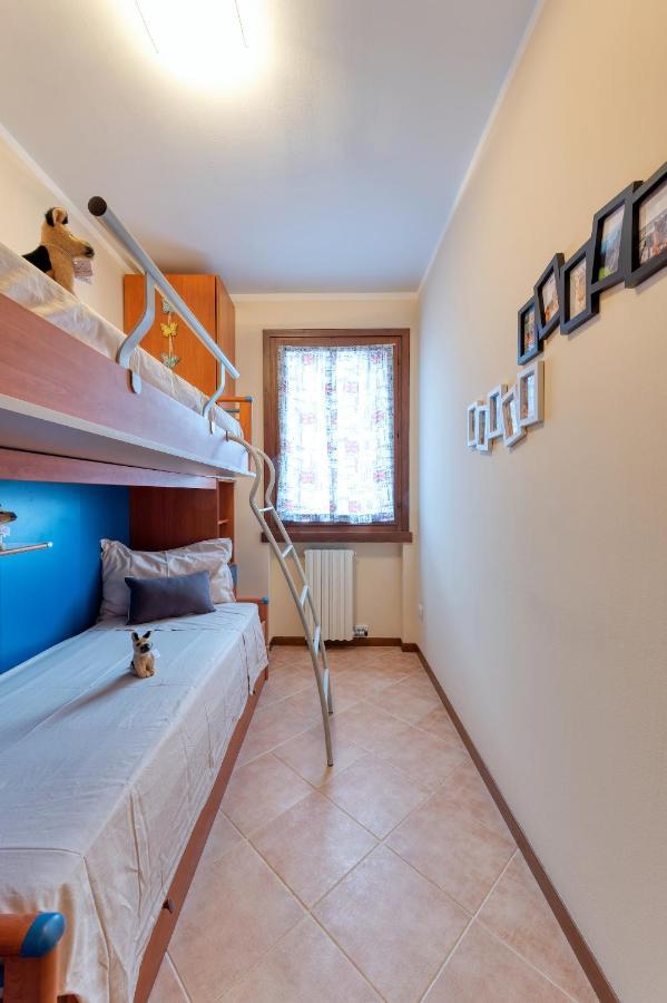 Wolf House - Sirmione Holiday Exteriör bild