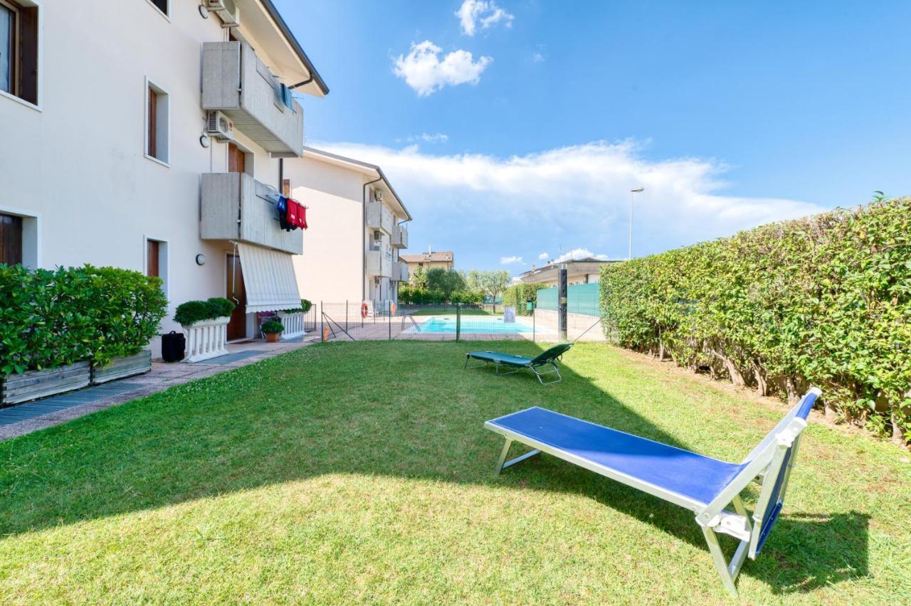 Wolf House - Sirmione Holiday Exteriör bild